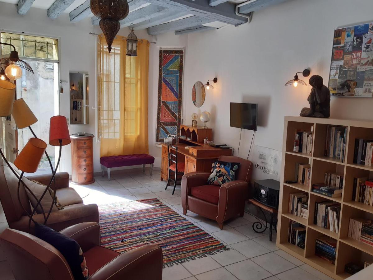 MAISON DE CHARME AVEC COUR, proche rue des Teinturiers Avignon Exterior foto